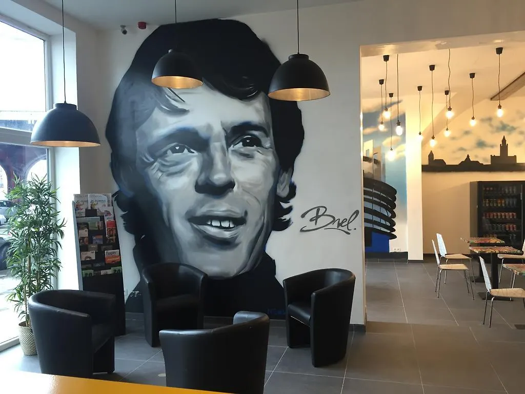Midi Station Hotel Bruselas 2*,