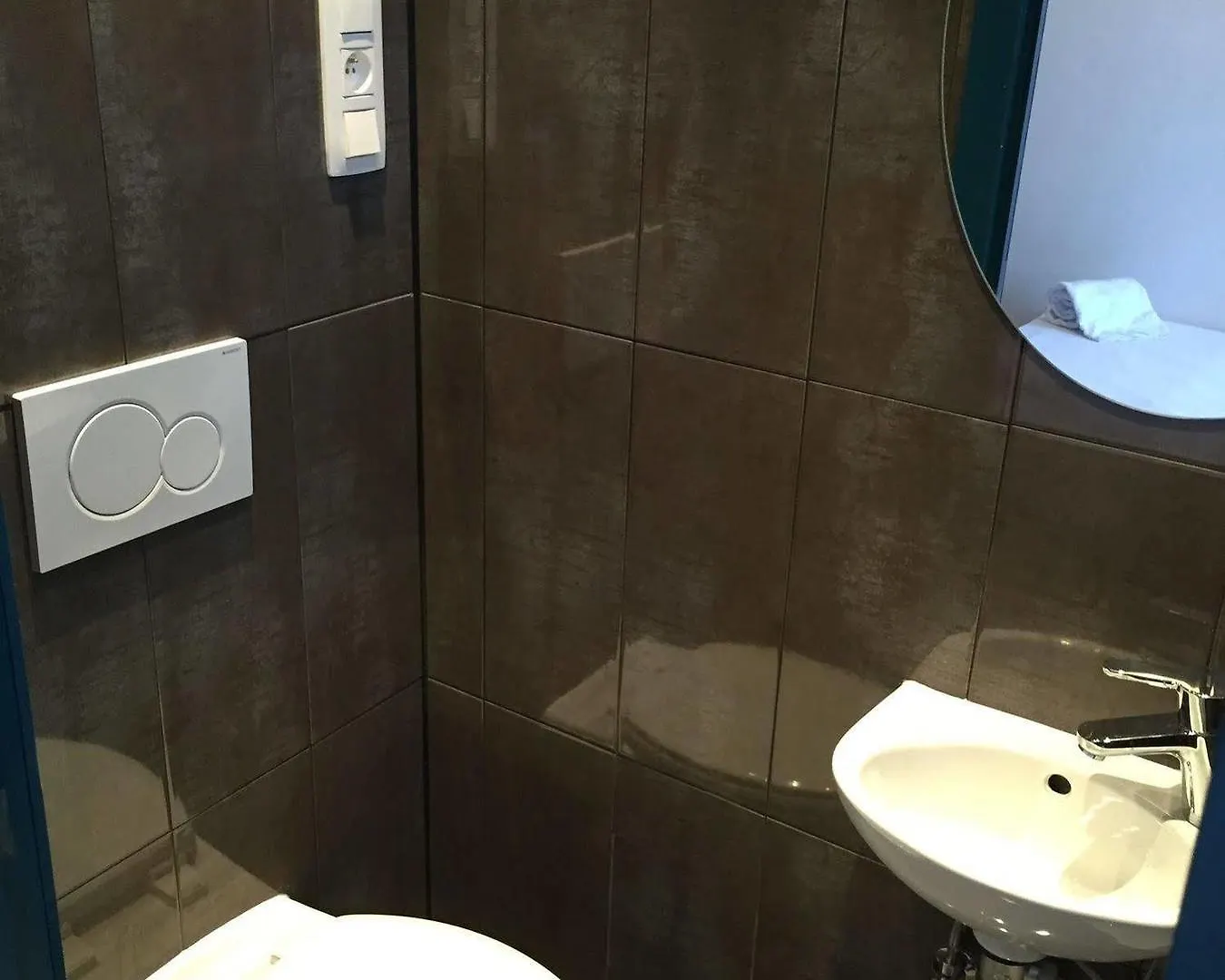 Midi Station Hotel Bruselas